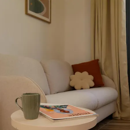 090 - Le Nouveau Saint Denis - Clim - 4pers Apartament